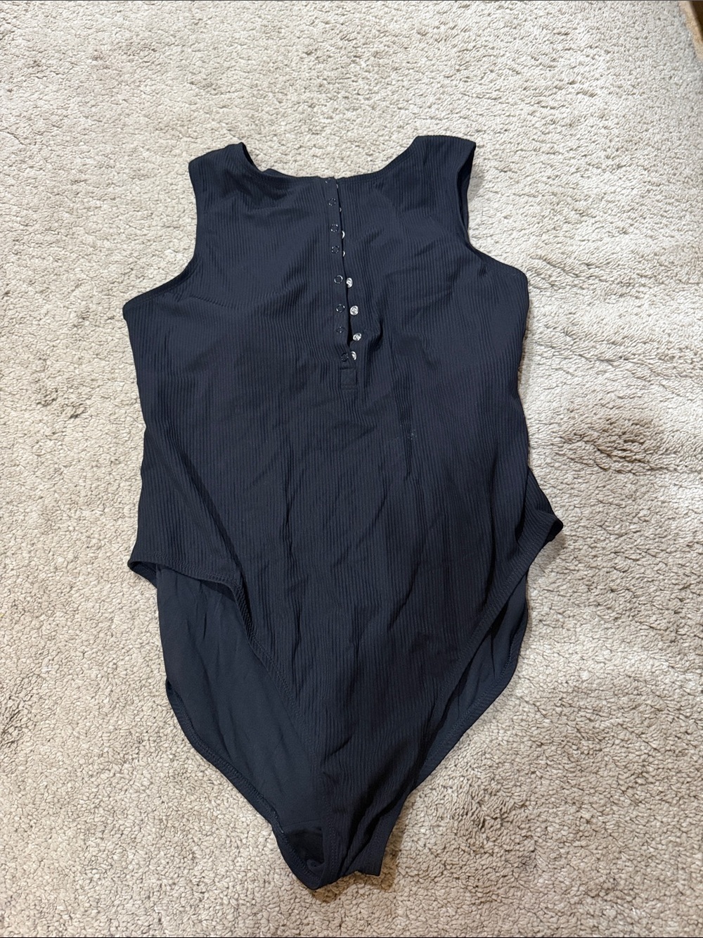 Andie Black Ribbed Button-Front Swim Bodysuit size 20/22 EUC - Picture 3 of 8
